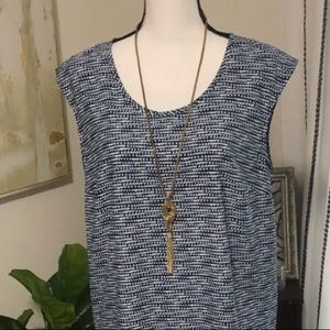 Gold tassel necklace